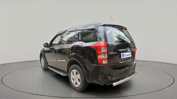 2016 Mahindra XUV500 W4, Diesel, Manual, 1,11,245 km, exterior
