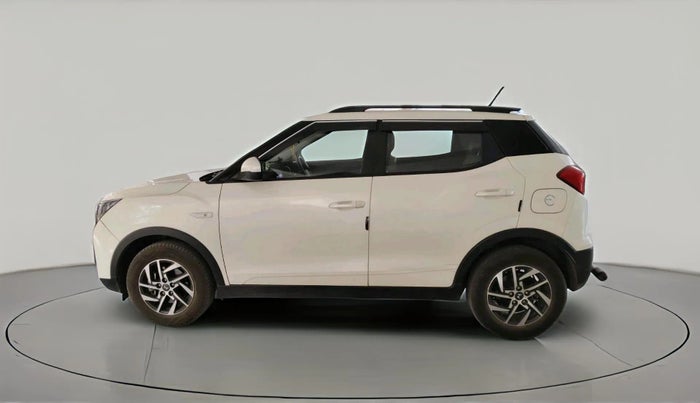 2023 Mahindra XUV300 W6 1.2 PETROL, Petrol, Manual, 28,808 km, exterior