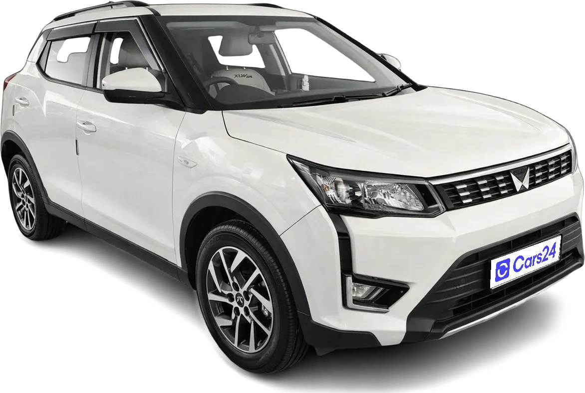 2023 Mahindra XUV300 - SUV - Petrol - Manual - ₹8.00 lakh
