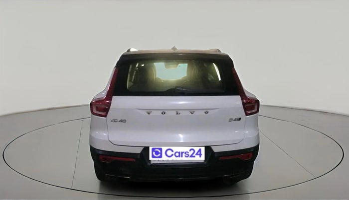 2018 Volvo XC 40 D4 R DESIGN, Diesel, Automatic, 94,017 km, exterior