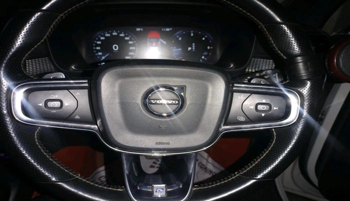 2018 Volvo XC 40 D4 R DESIGN, Diesel, Automatic, 94,017 km, interior