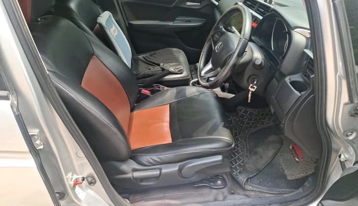 2016 Honda Jazz 1.2L I-VTEC VX, Petrol, Manual, 1,25,939 km, interior