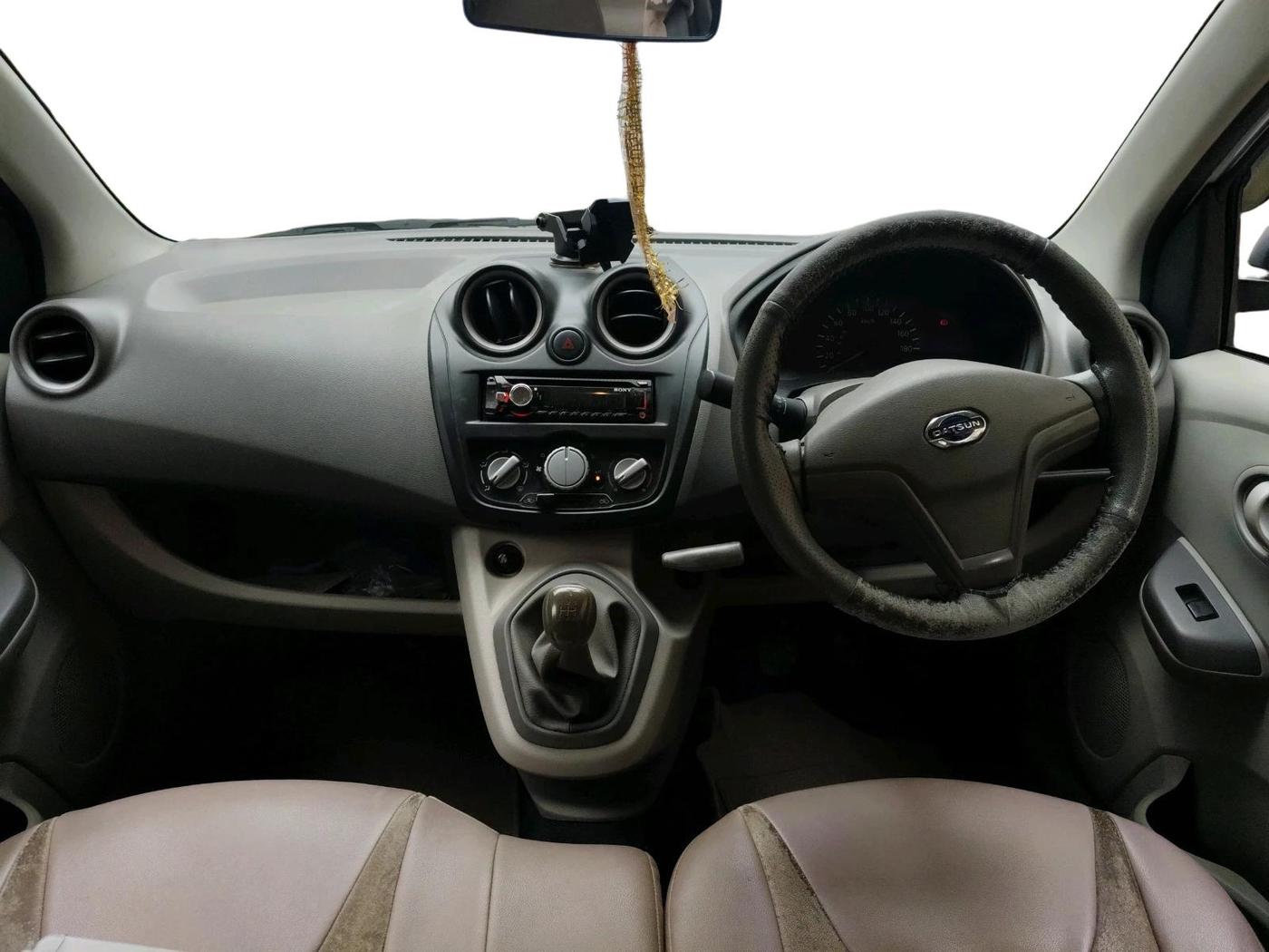2014 Datsun Go T, Petrol, Manual, 43,706 km, interior