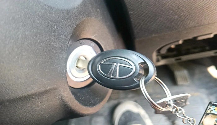 2022 Tata PUNCH PURE MT, Petrol, Manual, 54,662 km, interior