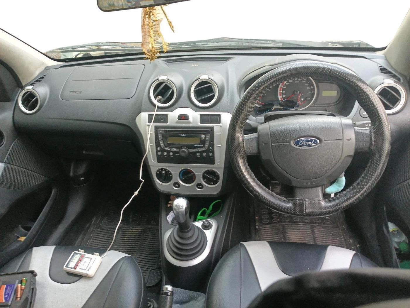 2011 Ford Figo TITANIUM 1.2 PETROL, Petrol, Manual, 48,801 km, interior