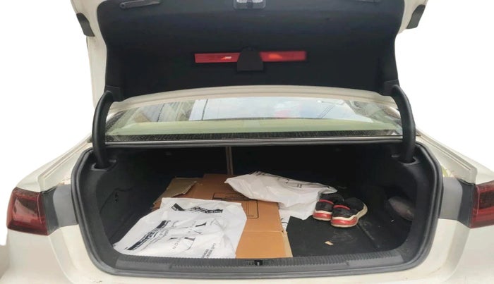 2015 Audi A6 35 TDI S LINE, Diesel, Automatic, 1,66,814 km, exterior