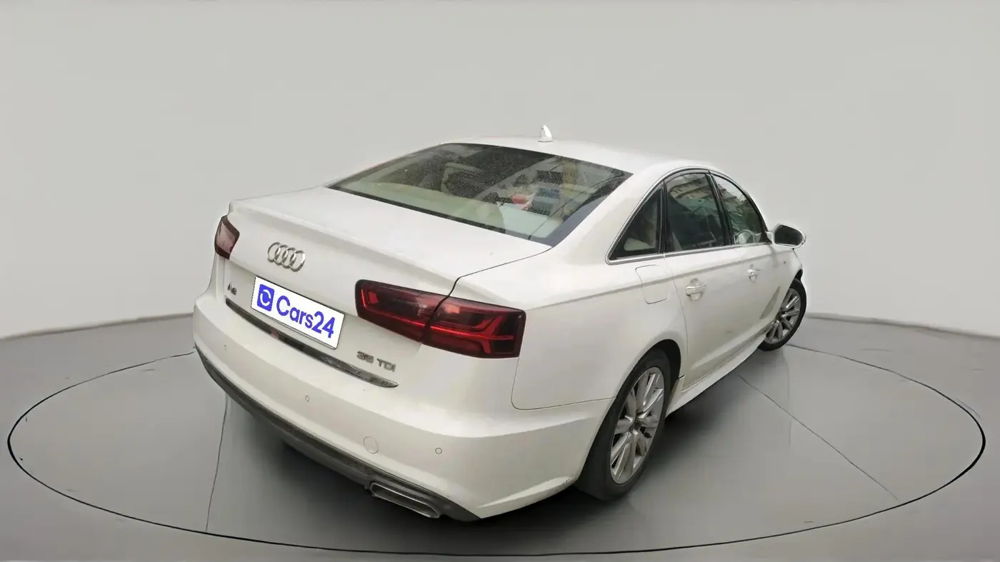 2015 Audi A6 35 TDI S LINE, Diesel, Automatic, 1,66,814 km, exterior