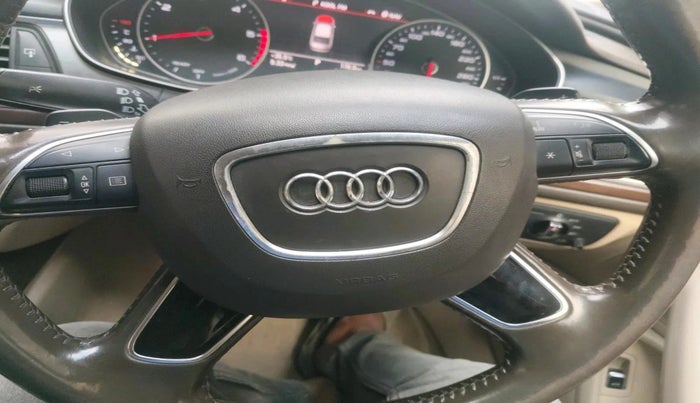 2015 Audi A6 35 TDI S LINE, Diesel, Automatic, 1,66,814 km, interior