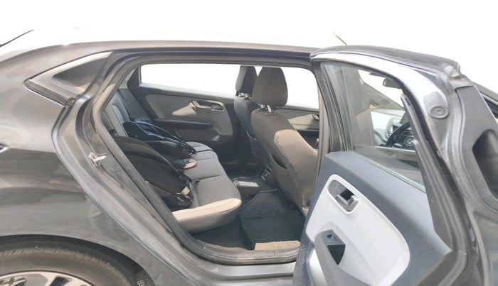 2021 Tata ALTROZ XZ PETROL, Petrol, Manual, 30,597 km, interior