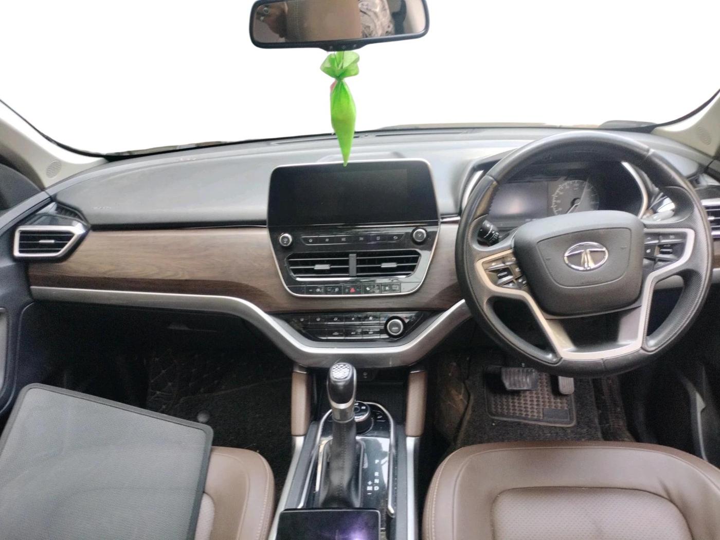 2020 Tata Harrier XZA PLUS 2.0L, Diesel, Automatic, 45,478 km, interior