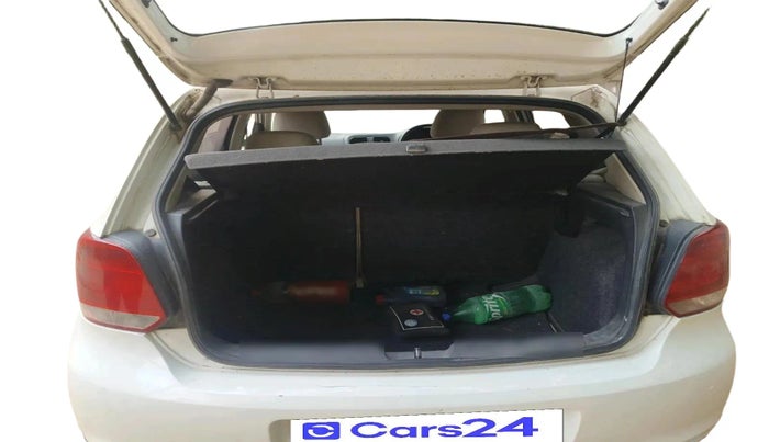 2012 Volkswagen Polo COMFORTLINE 1.2L, Diesel, Manual, 1,65,083 km, exterior