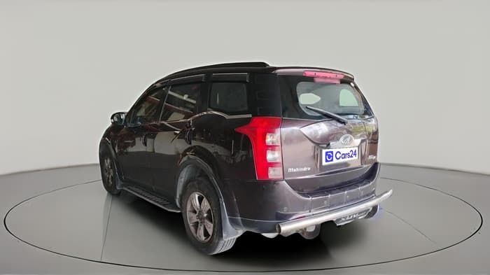 2012 Mahindra XUV500 W8, Diesel, Manual, 2,61,748 km, exterior