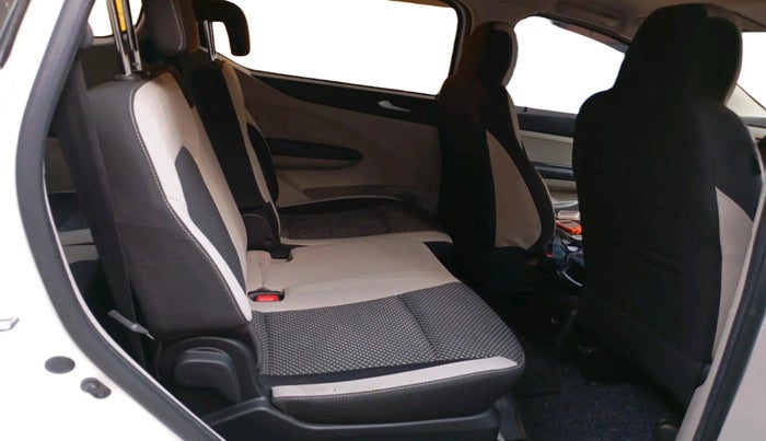 2022 Renault TRIBER RXZ AMT, Petrol, Automatic, 60,573 km, interior