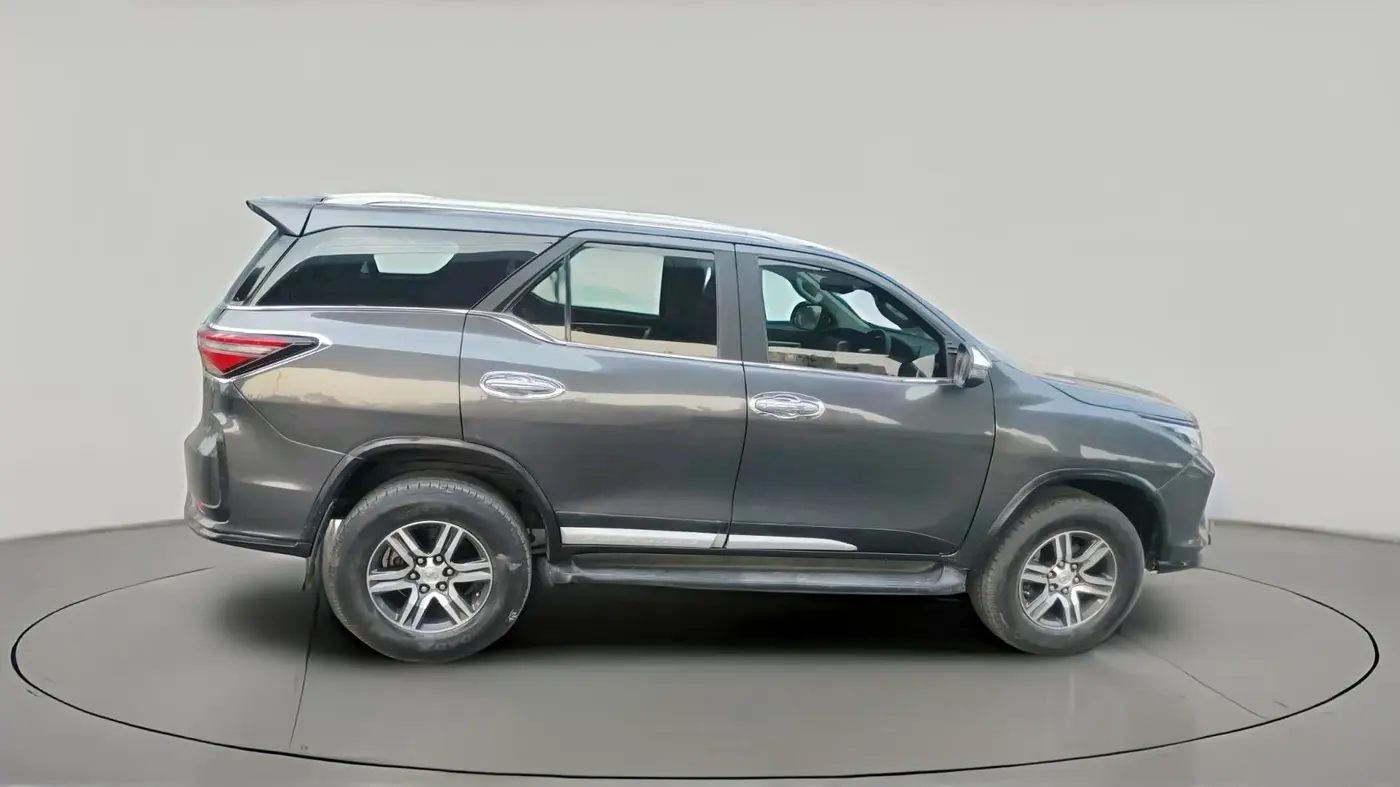 2018 Toyota Fortuner 2.8 4X2 MT, Diesel, Manual, 1,20,013 km, exterior