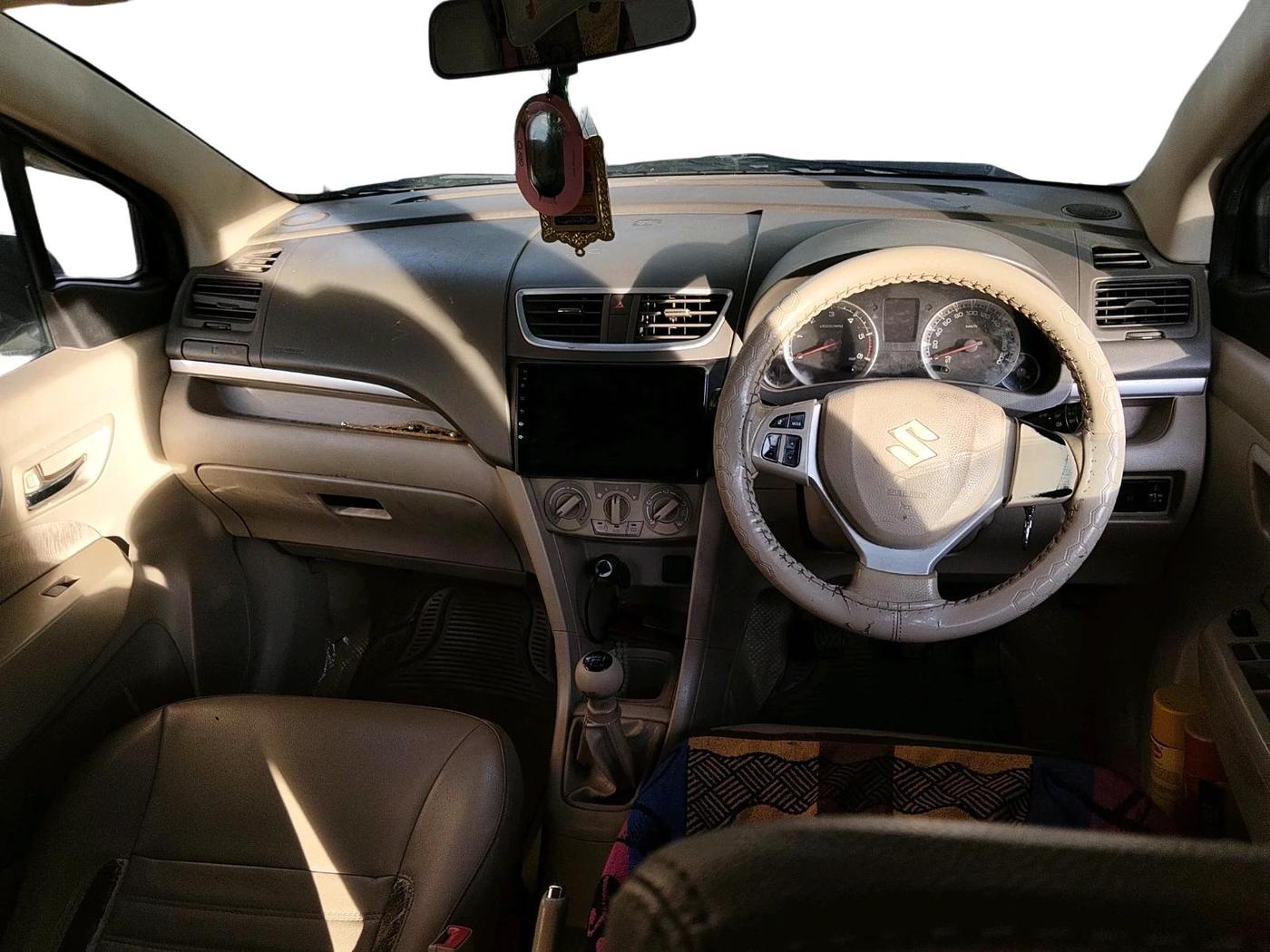2014 Maruti Ertiga ZDI, Diesel, Manual, 1,54,000 km, interior