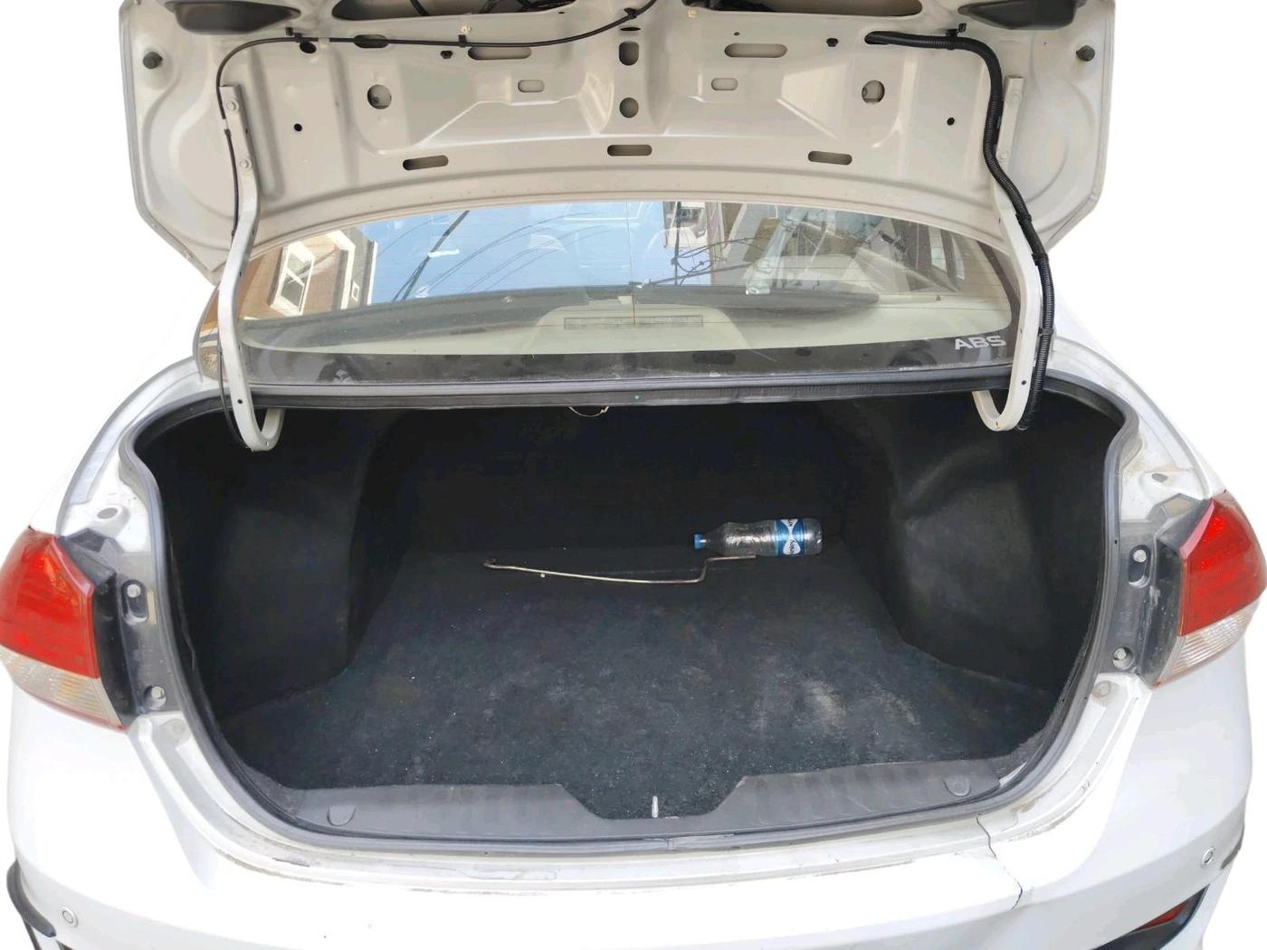 2015 Maruti Ciaz ZXI+, Petrol, Manual, 1,01,083 km, exterior