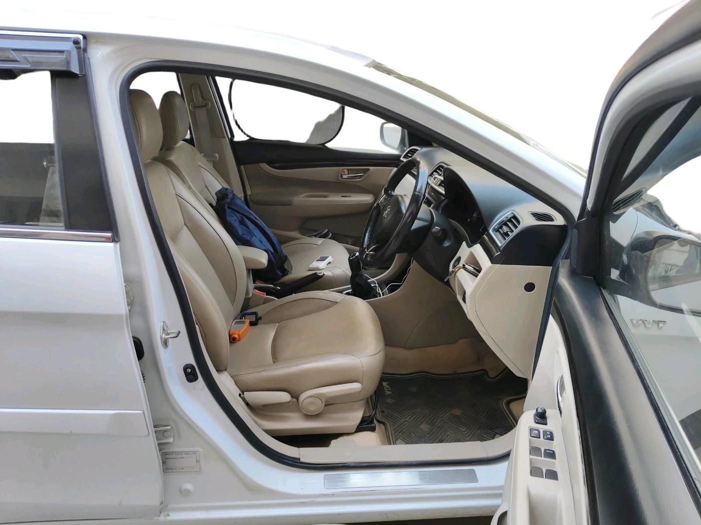 2015 Maruti Ciaz ZXI+, Petrol, Manual, 1,01,083 km, interior
