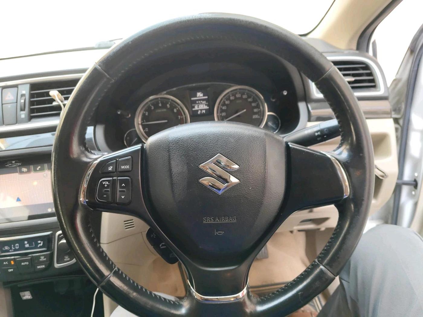2015 Maruti Ciaz ZXI+, Petrol, Manual, 1,01,083 km, interior