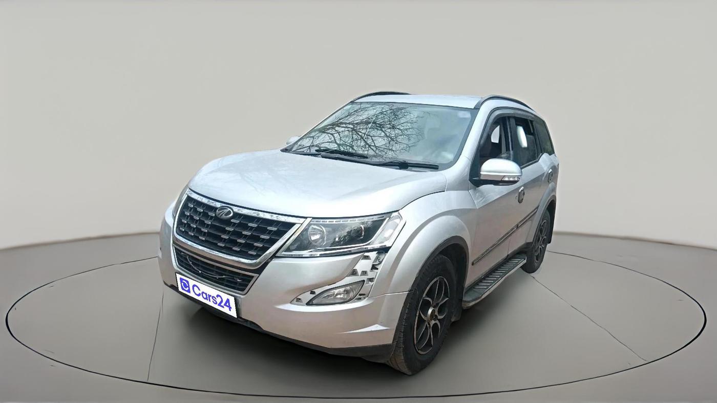 2021 Mahindra XUV500 W7, Diesel, Manual, 1,47,063 km, exterior
