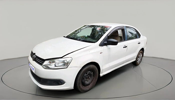 2011 Volkswagen Vento TRENDLINE 1.6, Petrol, Manual, 75,701 km, exterior