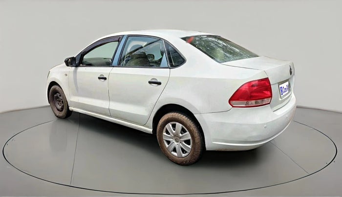 2011 Volkswagen Vento TRENDLINE 1.6, Petrol, Manual, 75,701 km, exterior
