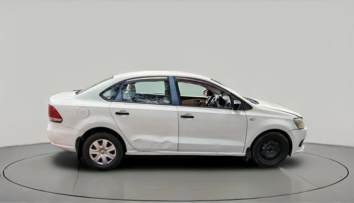 2011 Volkswagen Vento TRENDLINE 1.6, Petrol, Manual, 75,701 km, exterior