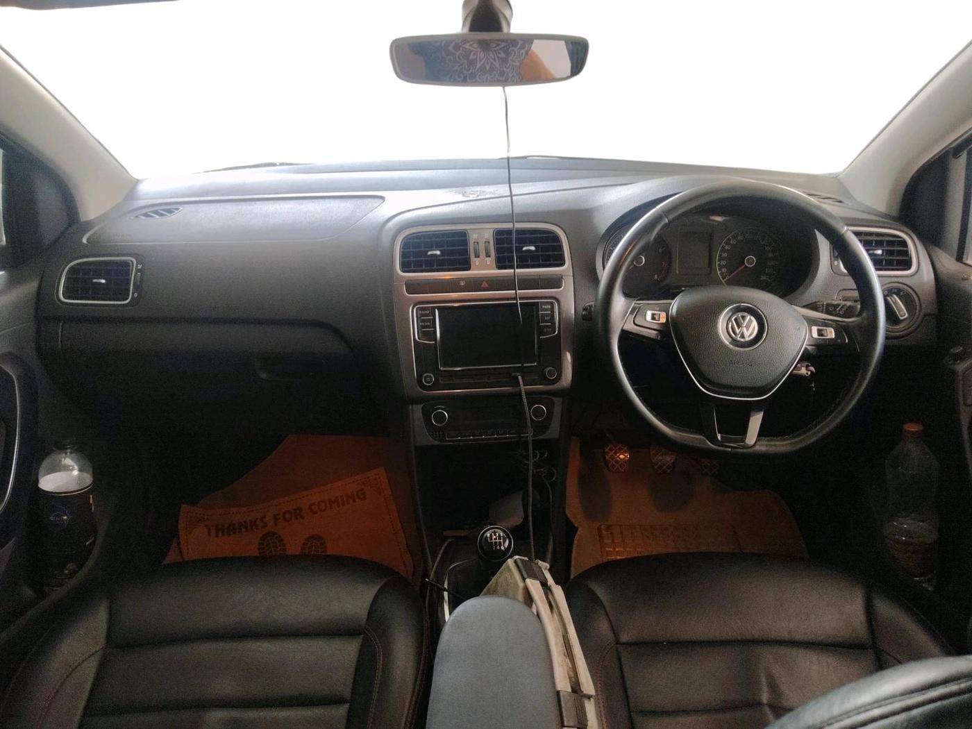 2020 Volkswagen Polo HIGHLINE PLUS 1.0, Petrol, Manual, 84,215 km, interior