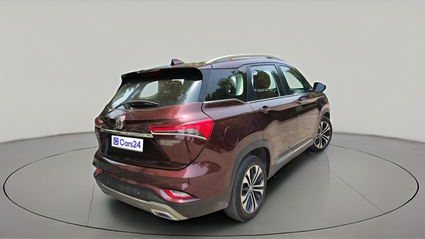 2021 MG HECTOR PLUS SHARP 2.0 DIESEL TURBO MT 6-STR, Diesel, Manual, 1,32,477 km, exterior