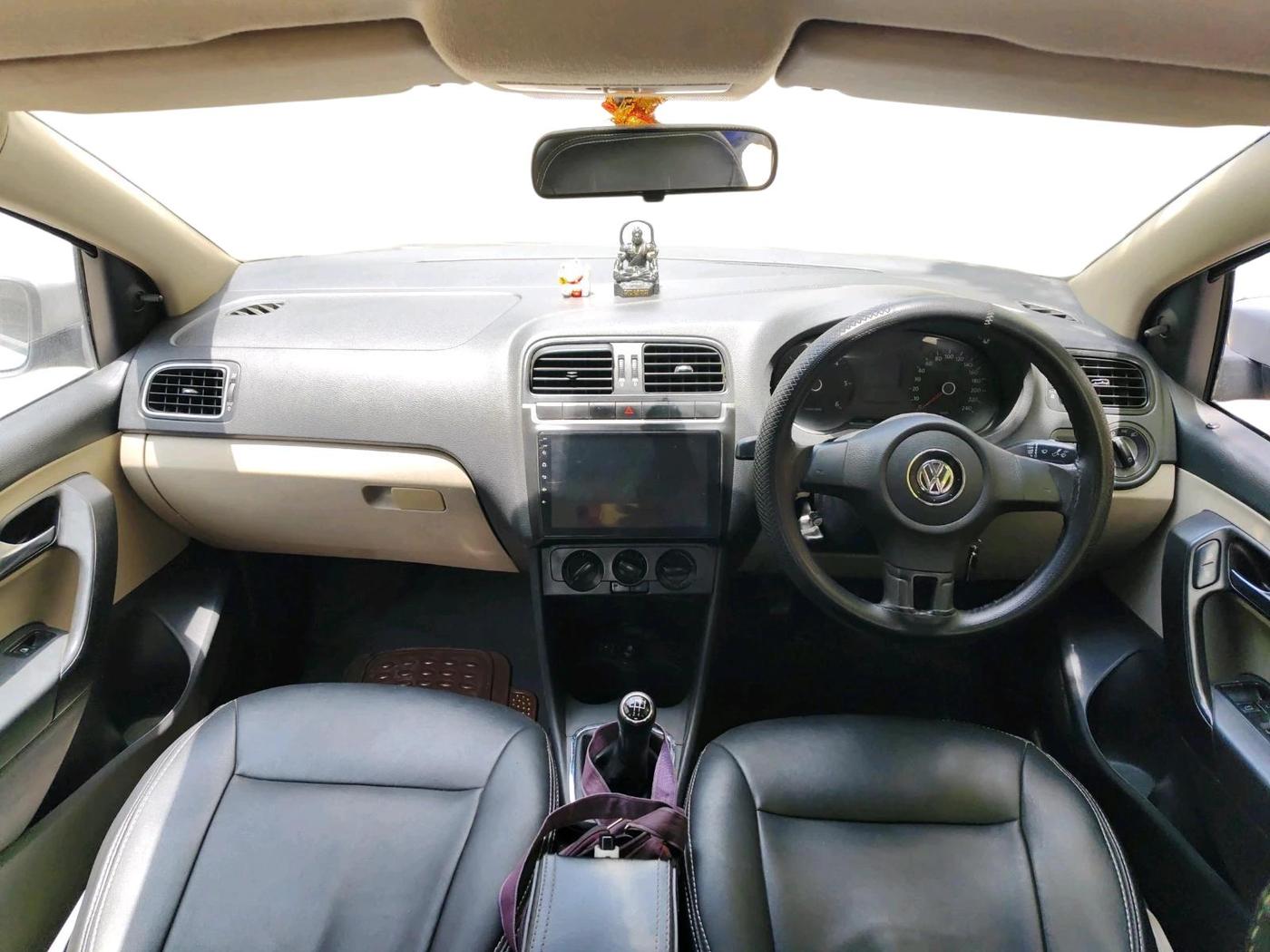 2012 Volkswagen Polo COMFORTLINE 1.2L, Diesel, Manual, 1,13,317 km, interior