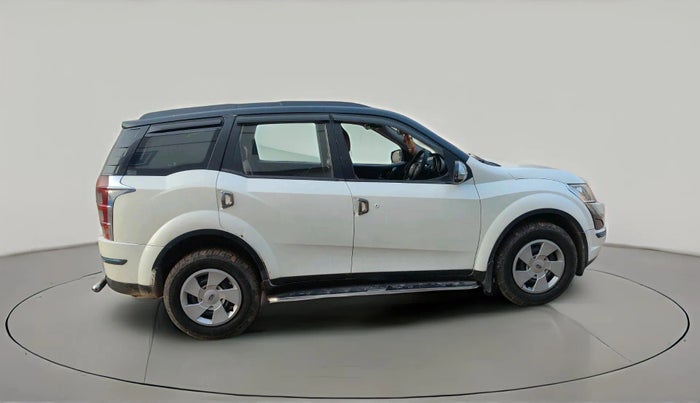 2017 Mahindra XUV500 W6, Diesel, Manual, 1,81,904 km, exterior