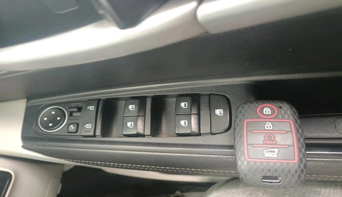 2020 KIA SONET HTX 1.0 IMT, Petrol, Manual, 57,583 km, interior