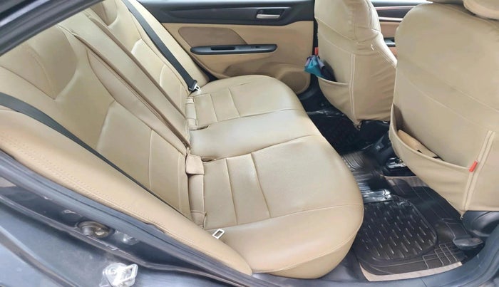 2023 Honda Amaze 1.2L I-VTEC S, Petrol, Manual, 57,914 km, interior