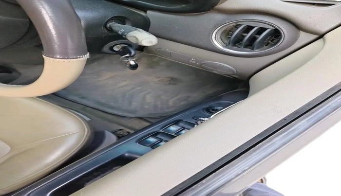 2013 Hyundai i10 MAGNA 1.2, Petrol, Manual, 76,468 km, interior