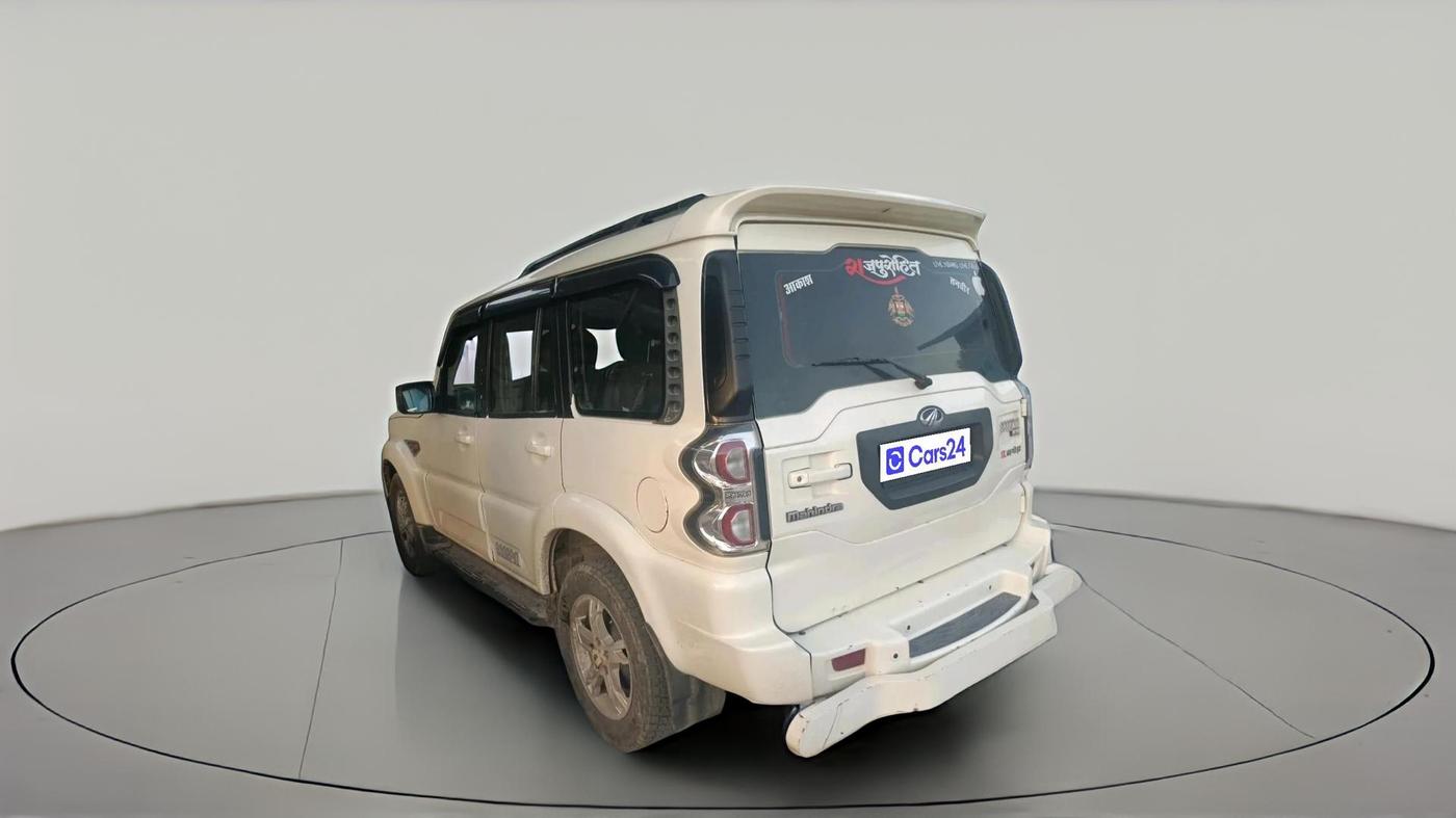 2017 Mahindra Scorpio S10, Diesel, Manual, 95,333 km, exterior