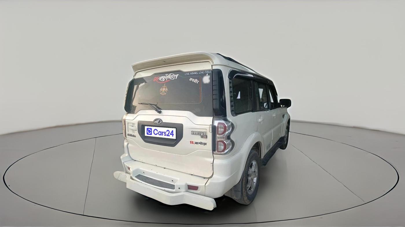 2017 Mahindra Scorpio S10, Diesel, Manual, 95,333 km, exterior