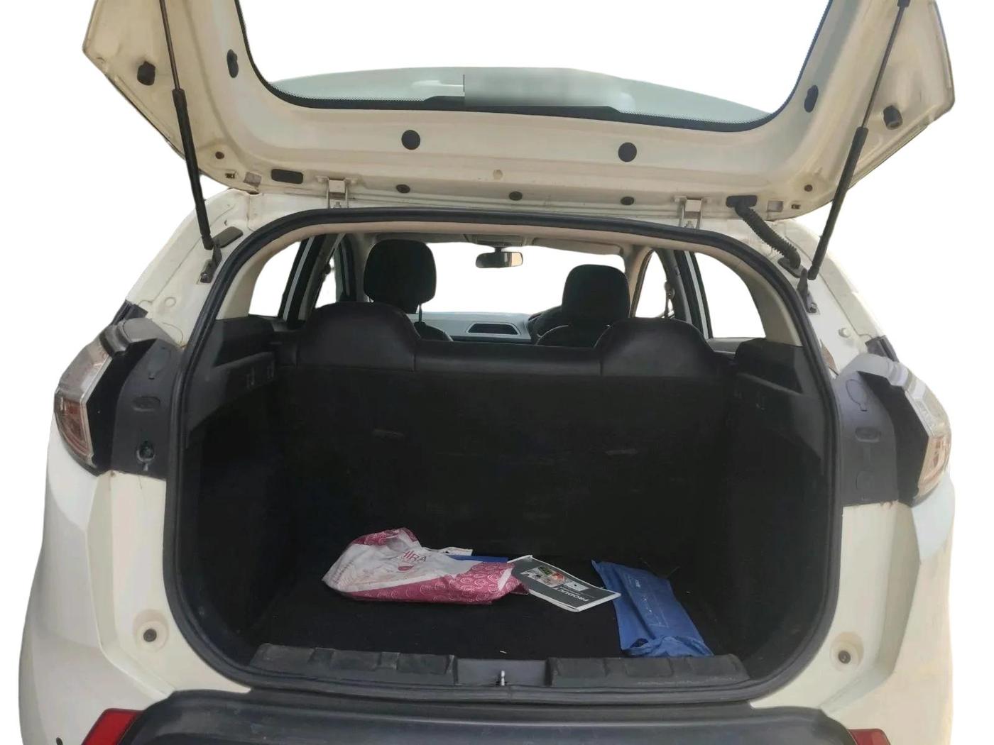 2019 Tata NEXON XM DIESEL, Diesel, Manual, 1,18,902 km, exterior