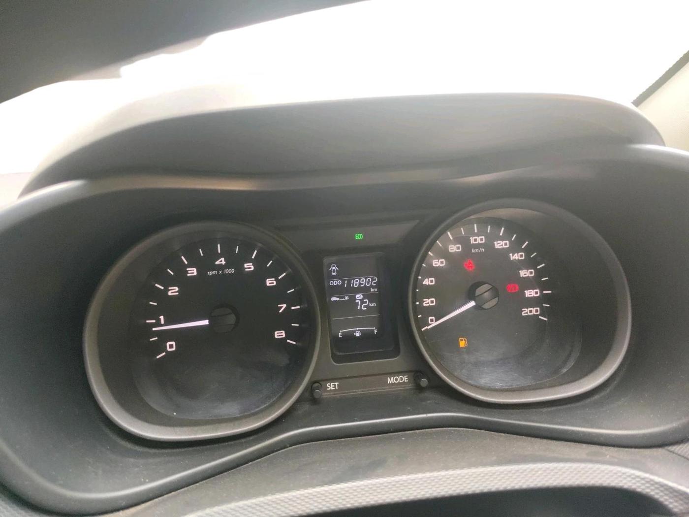 2019 Tata NEXON XM DIESEL, Diesel, Manual, 1,18,902 km, interior
