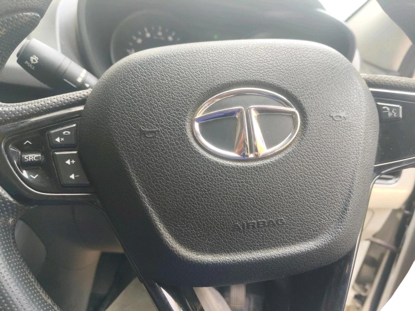 2019 Tata NEXON XM DIESEL, Diesel, Manual, 1,18,902 km, interior