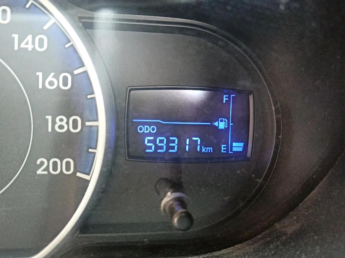 2016 Hyundai i10 SPORTZ 1.1, Petrol, Manual, 59,317 km, interior