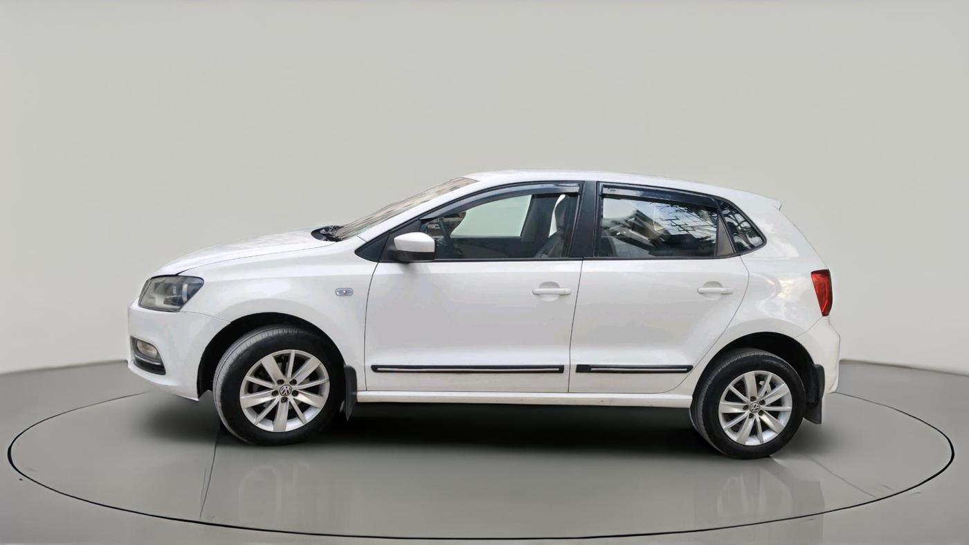 2015 Volkswagen Polo HIGHLINE1.2L, Petrol, Manual, 91,743 km, exterior