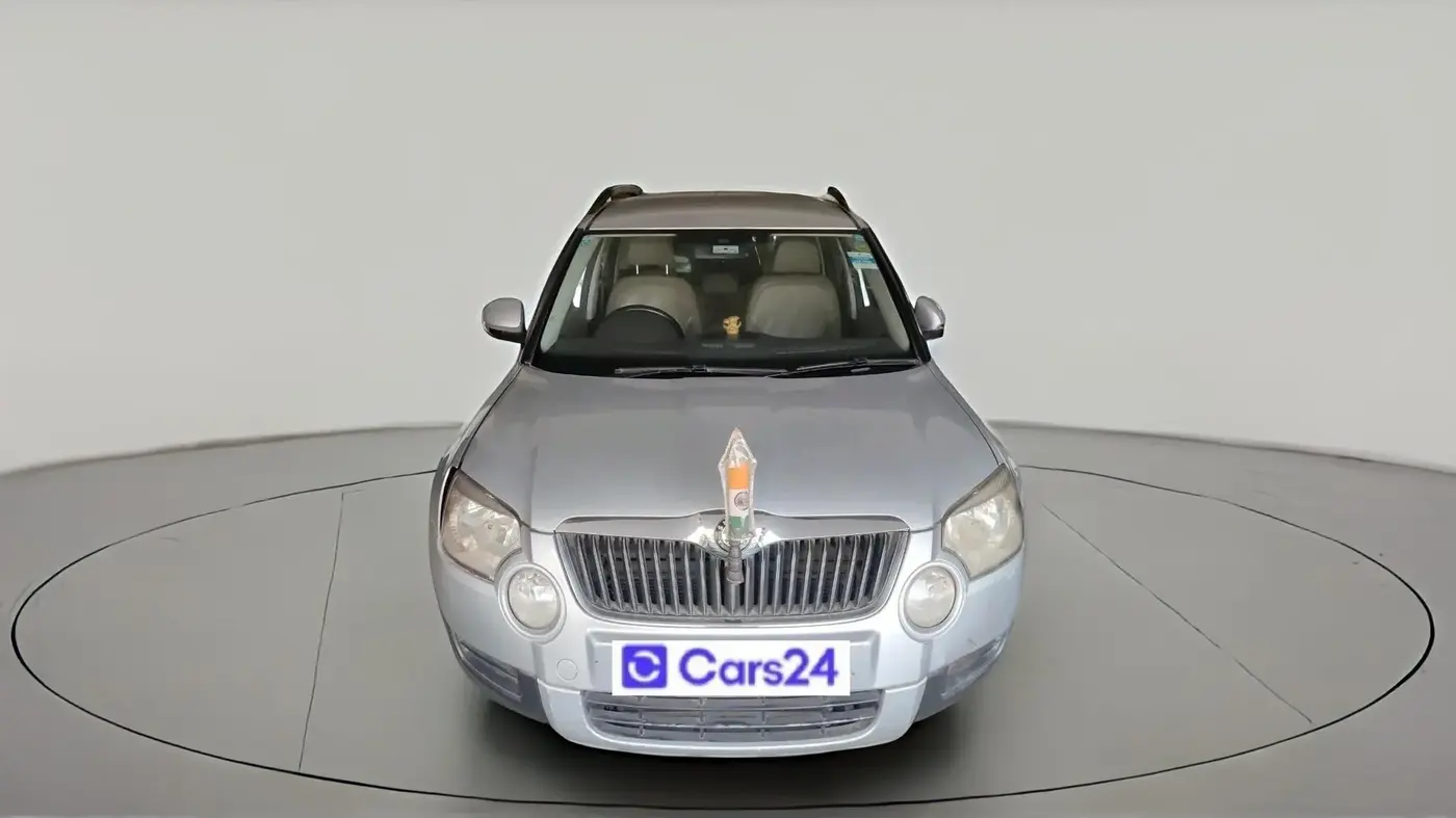 2011 Skoda Yeti AMBITION 2.0 TDI CR 4X4, Diesel, Manual, 1,15,000 km, exterior