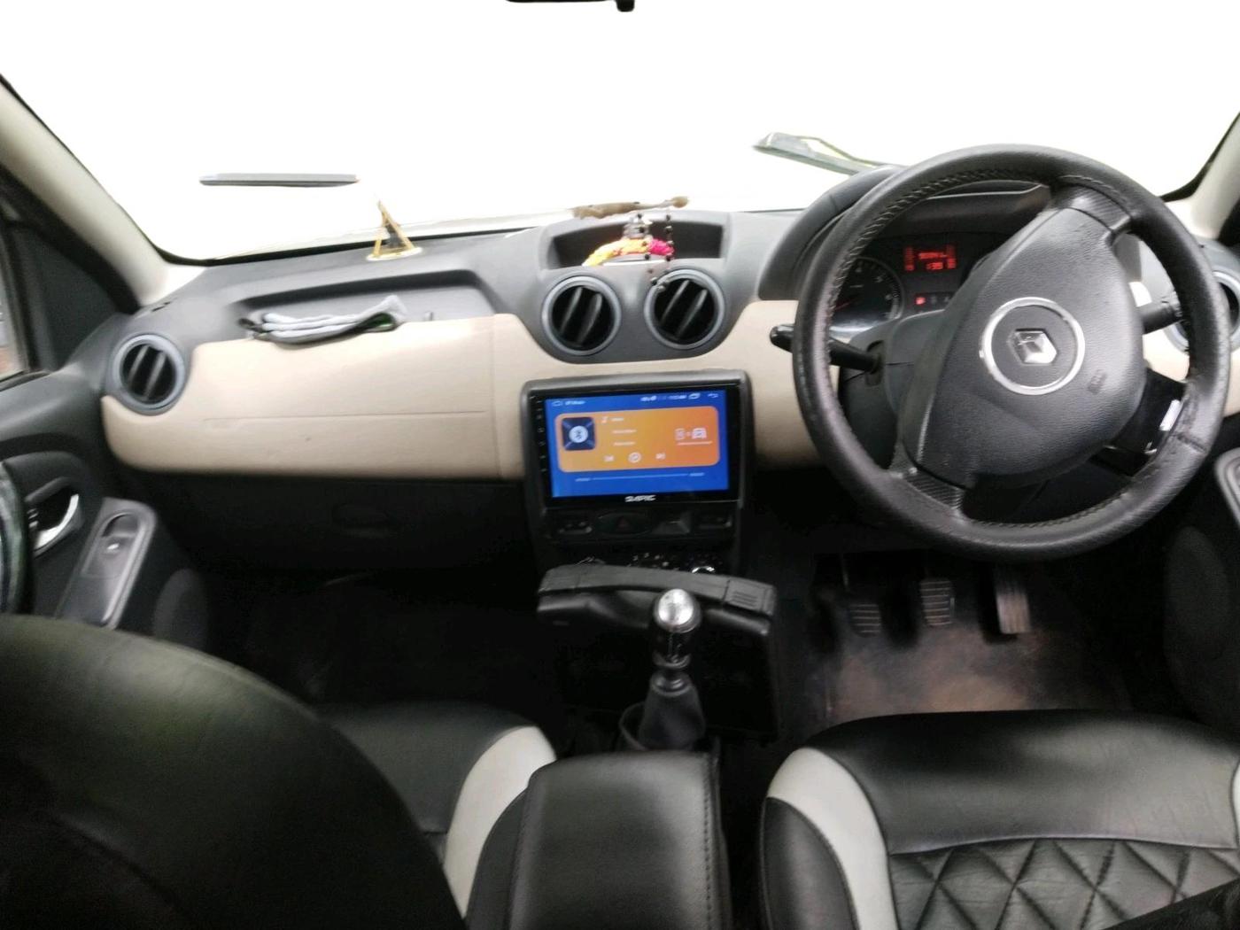 2012 Renault Duster 110 PS RXZ DIESEL, Diesel, Manual, 95,940 km, interior
