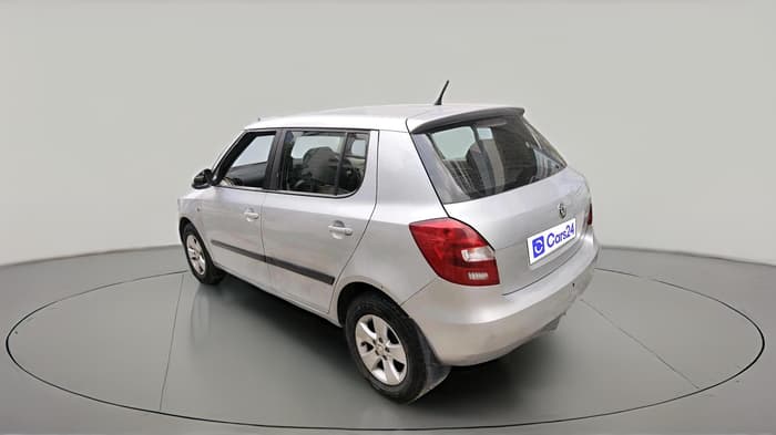 2011 Skoda Fabia ELEGANCE 1.2 MPI, Petrol, Manual, 1,48,324 km, exterior