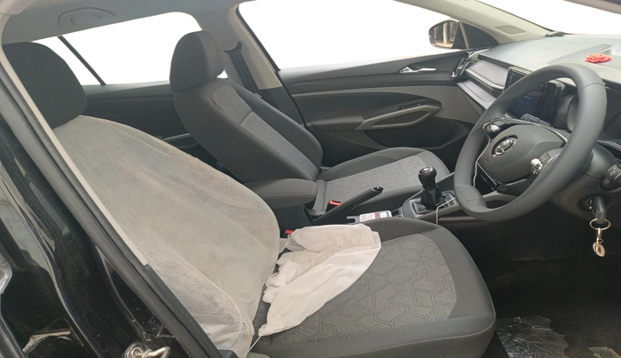 2025 Skoda Kylaq Signature, Petrol, Manual, 4,117 km, interior