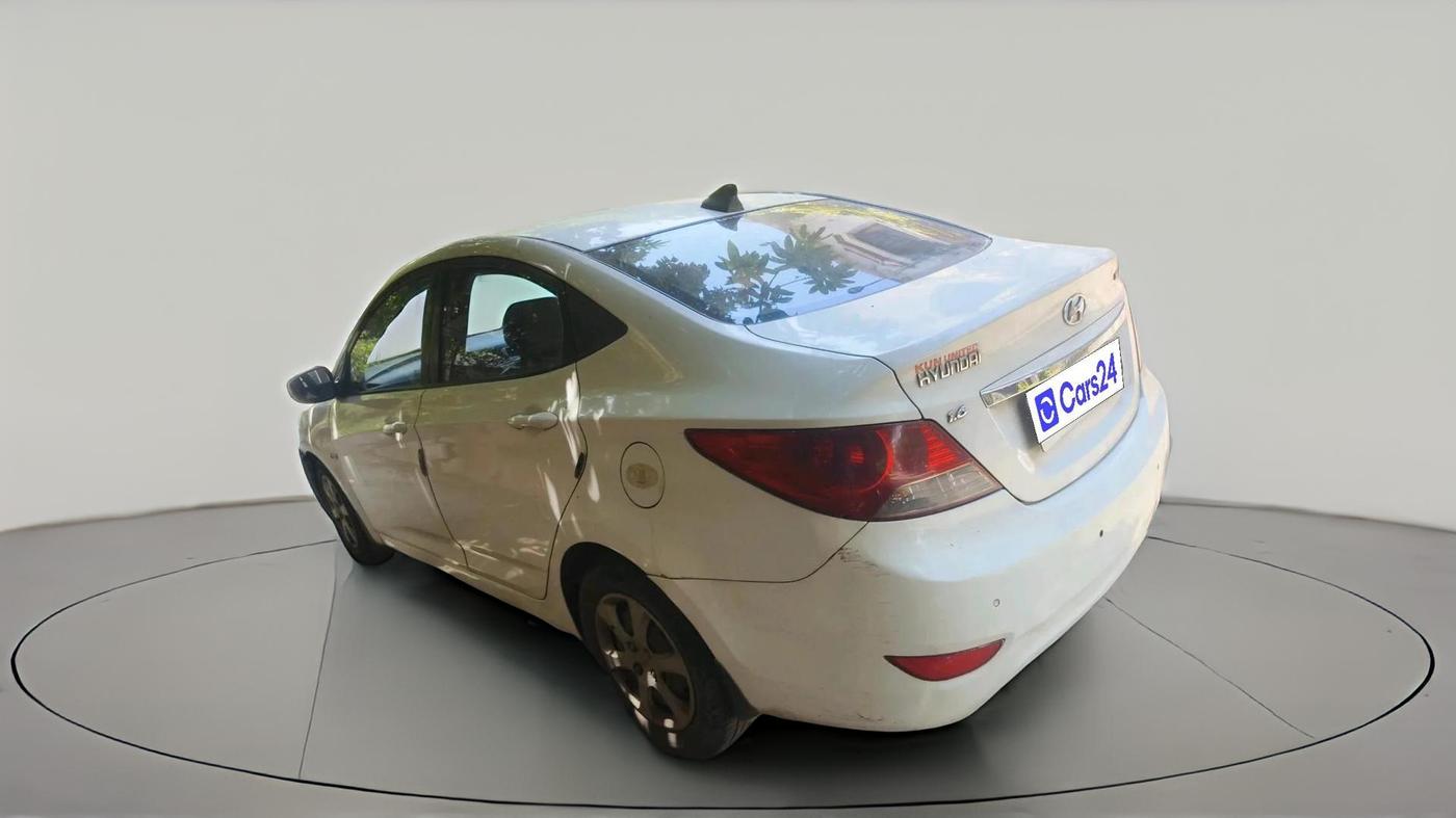 2011 Hyundai Verna FLUIDIC 1.6 CRDI EX, Diesel, Manual, 1,93,106 km, exterior