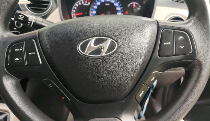 2015 Hyundai Xcent S 1.2, Petrol, Manual, 50,349 km, interior