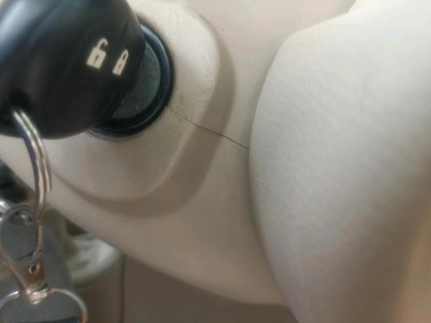 2013 Maruti Ertiga VXI, Petrol, Manual, 99,831 km, interior