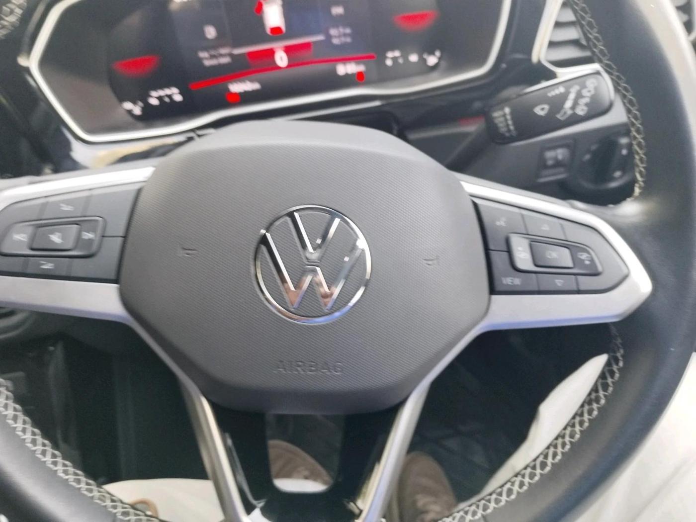 2024 Volkswagen TAIGUN GT Line 1.0L TSI MT, Petrol, Manual, 10,242 km, interior