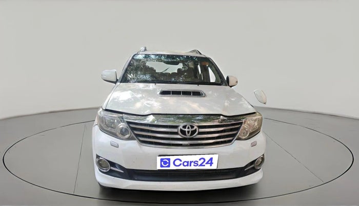 2013 Toyota Fortuner 3.0 4X2 AT, Diesel, Automatic, 2,19,763 km, exterior