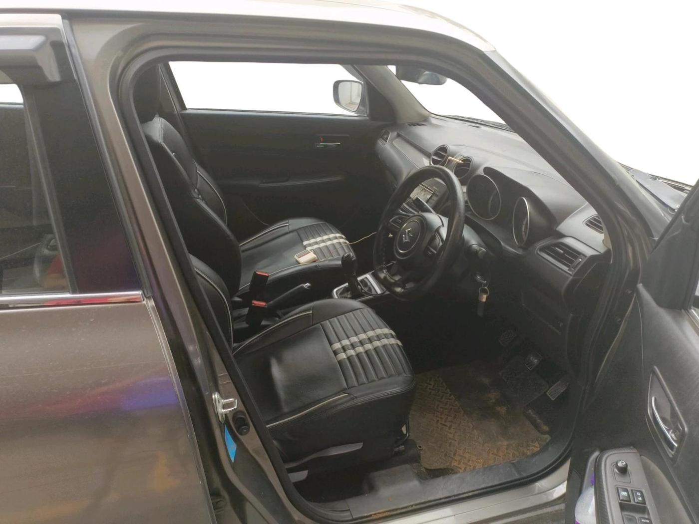 2019 Maruti Swift VXI, Petrol, Manual, 88,099 km, interior